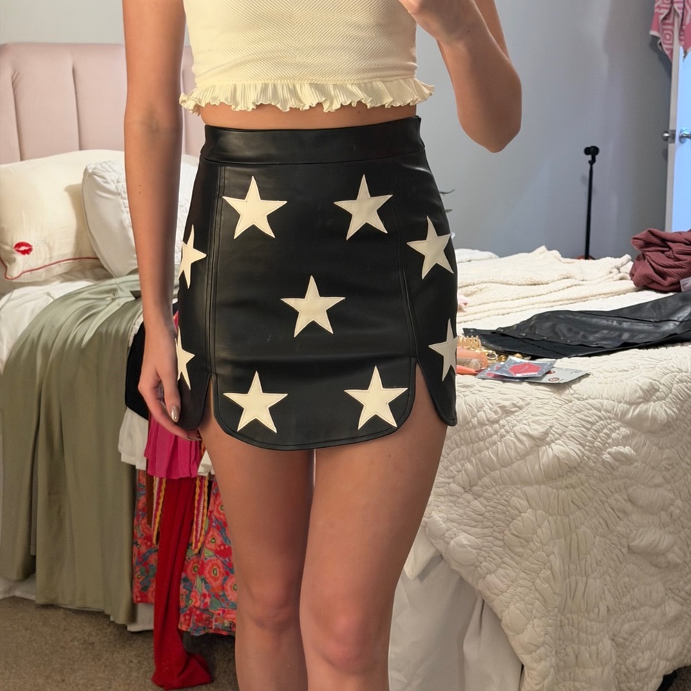 Skirt with stars